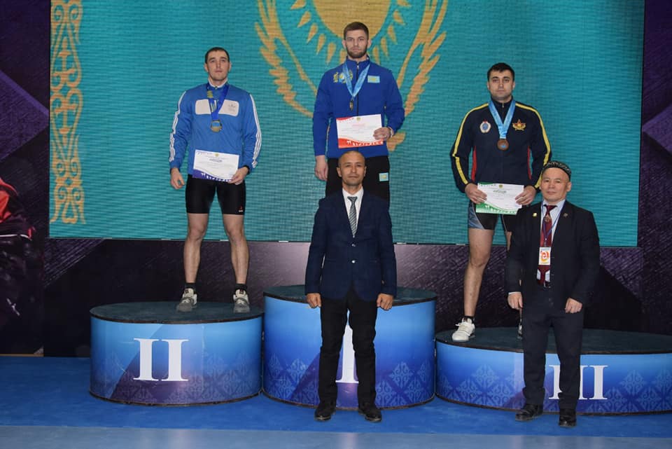 Золото и бронзу завоевали наши гиревики на Чемпионате страны 