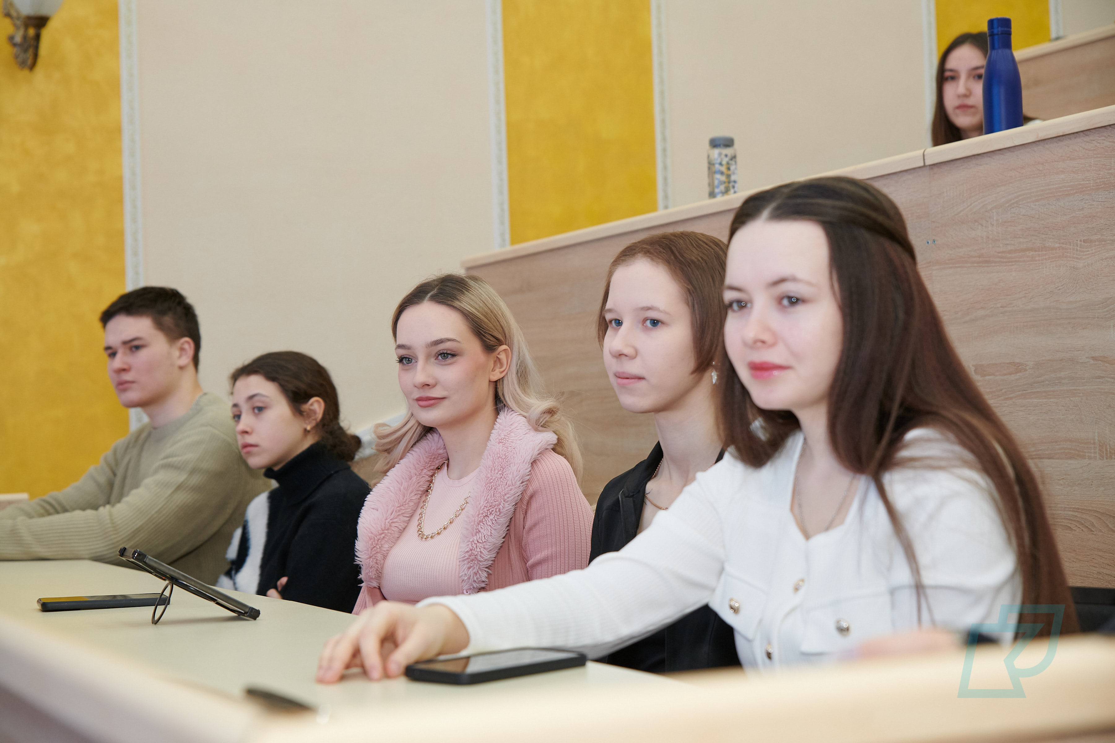 Как студенты помогают друг другу: уникальный проект по превенции суицидов