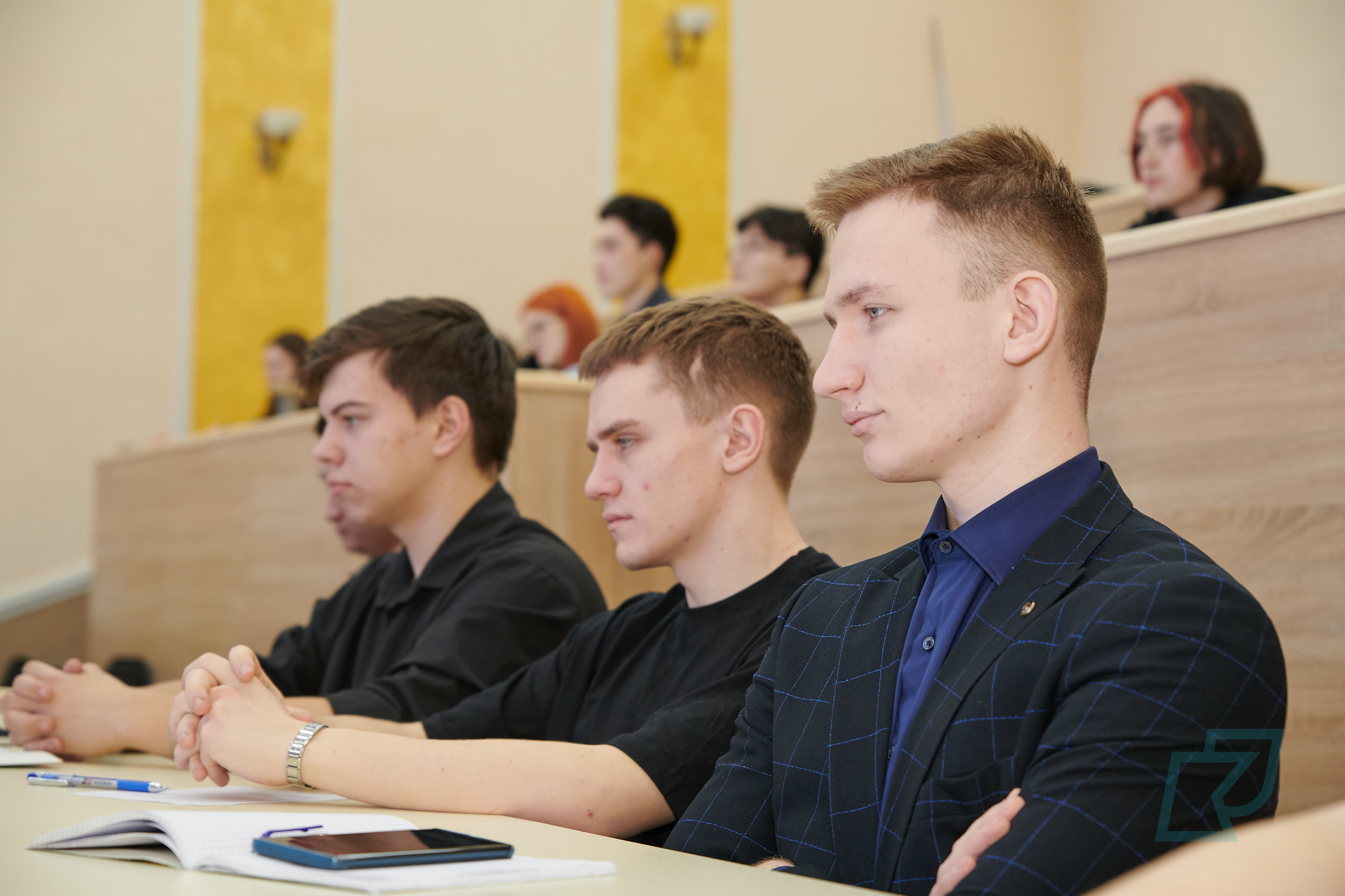 Как студенты помогают друг другу: уникальный проект по превенции суицидов