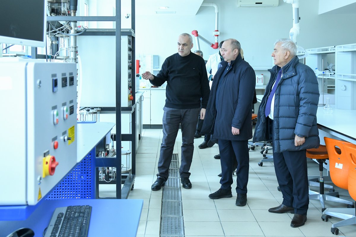 Официальный визит в Азербайджан