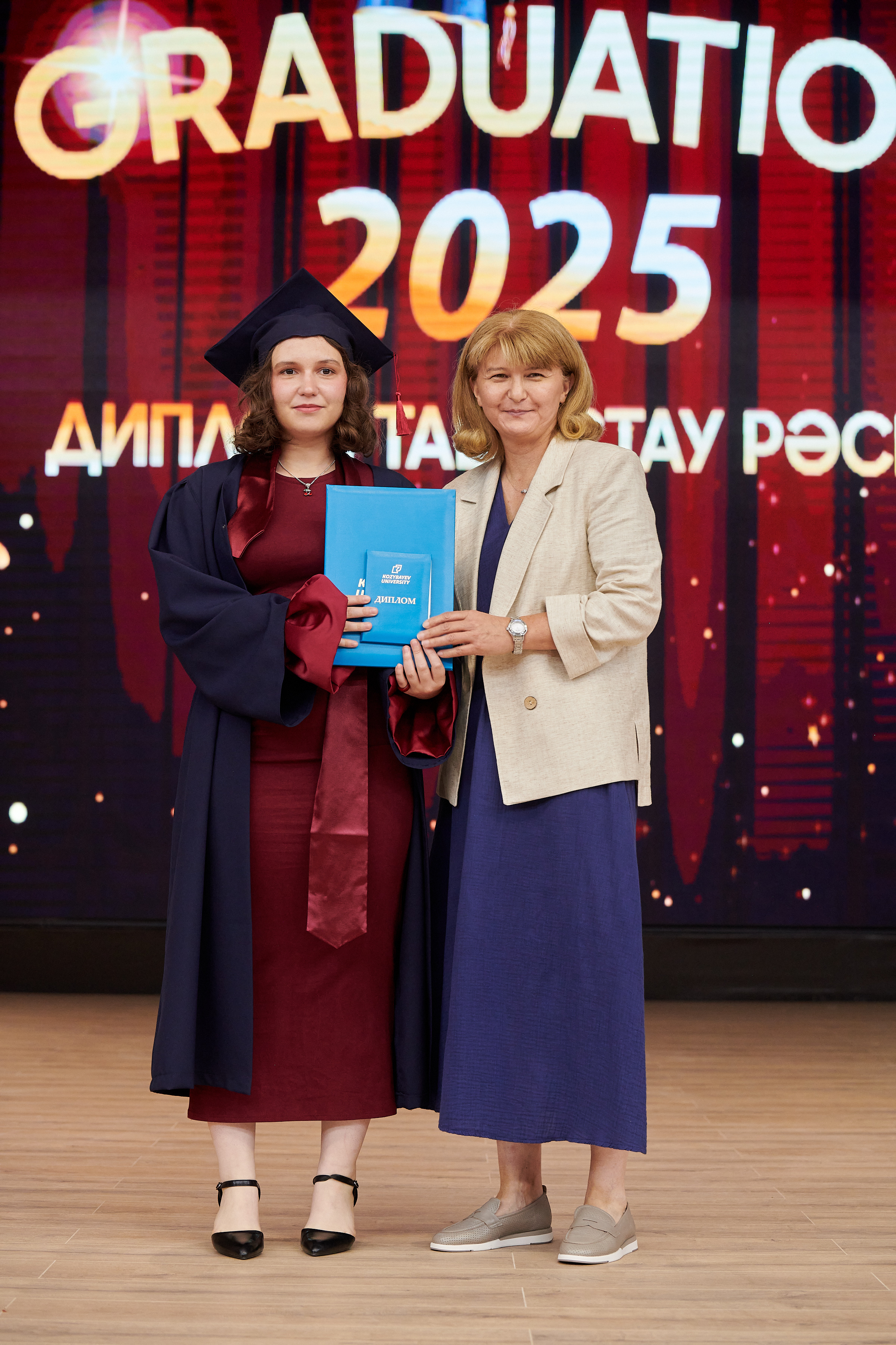 Первыми в этом году заветные дипломы получили выпускники  Педагогического факультета