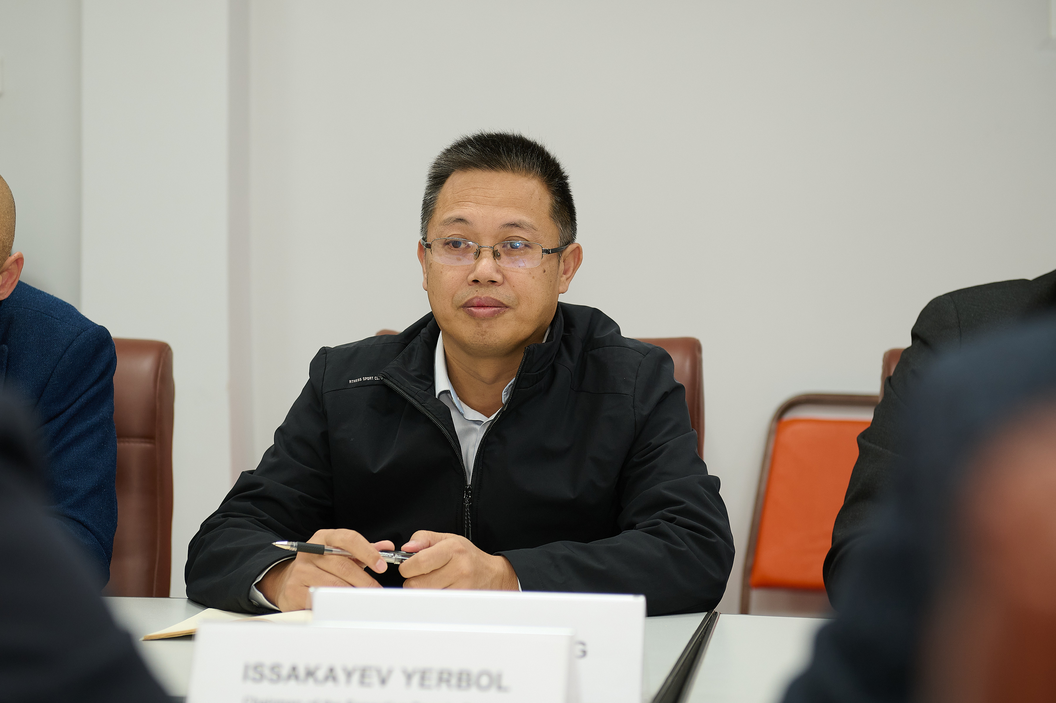 Визит профессора Zhongliang Jiang 