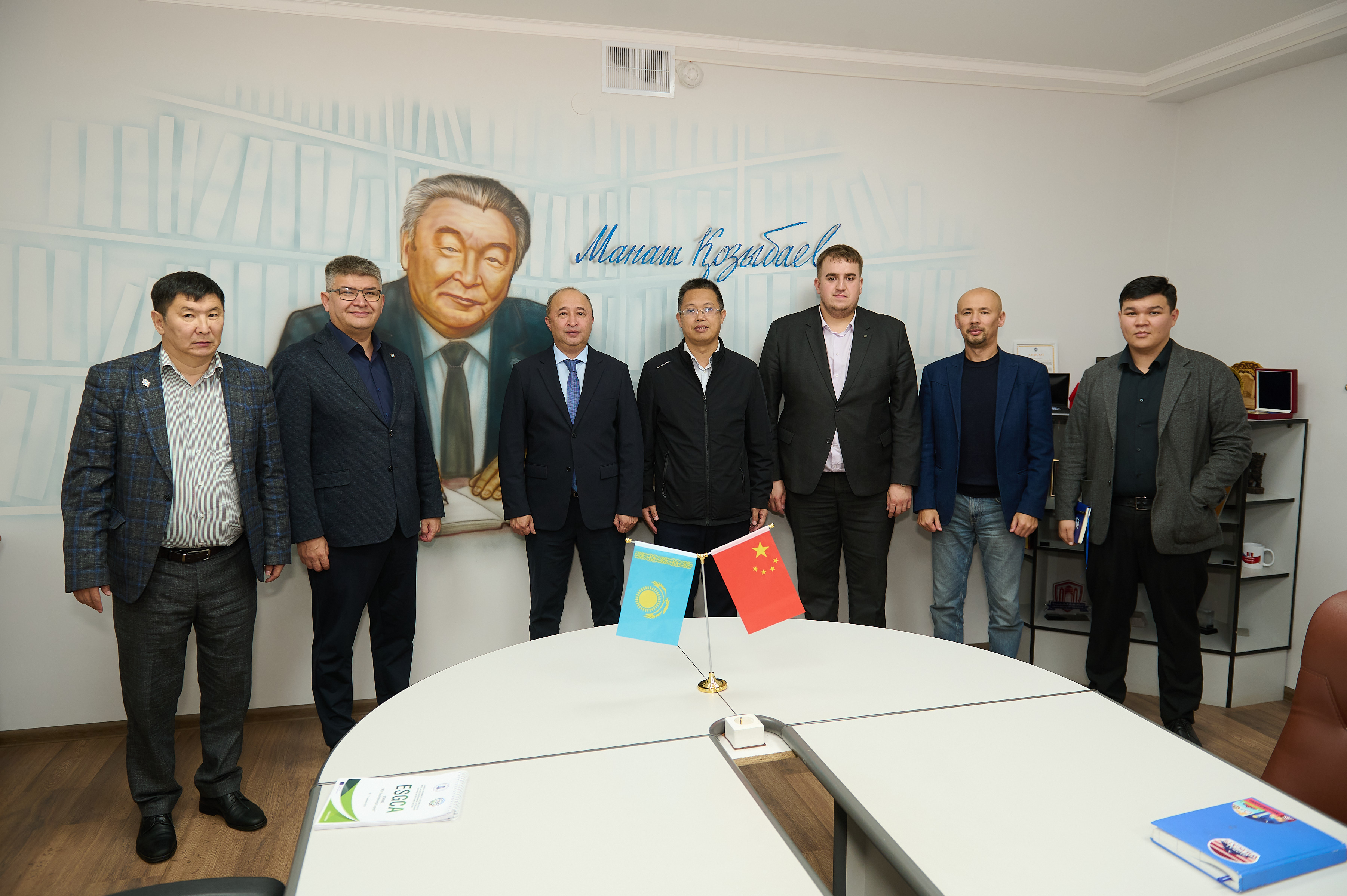 Визит профессора Zhongliang Jiang 