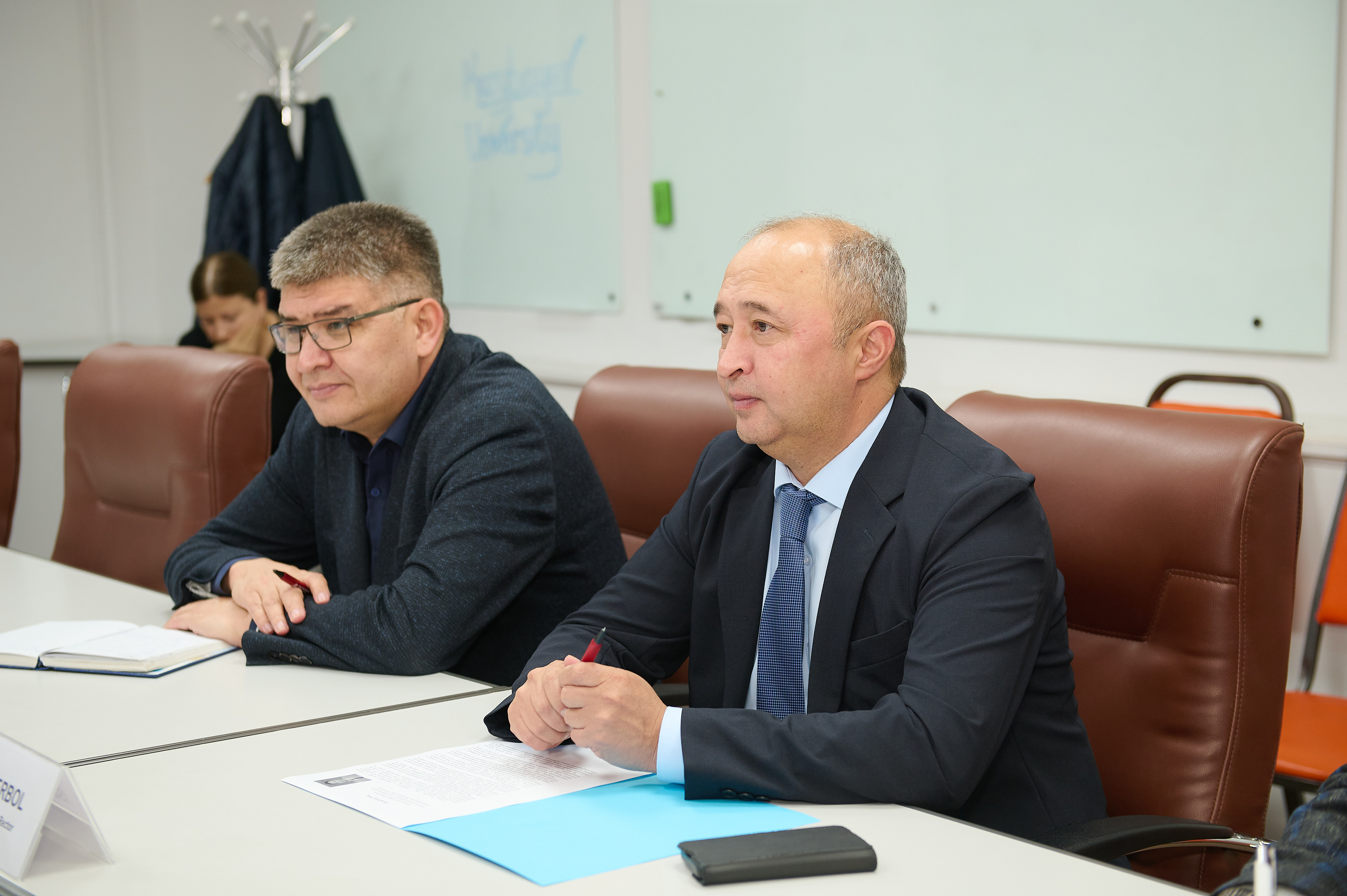 Визит профессора Zhongliang Jiang 