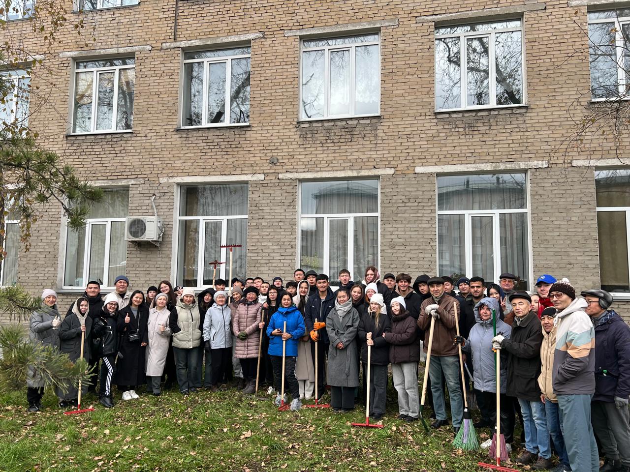 Қозыбаев университеті «Таза Қазақстан» жалпы республикалық акциясына қатысты