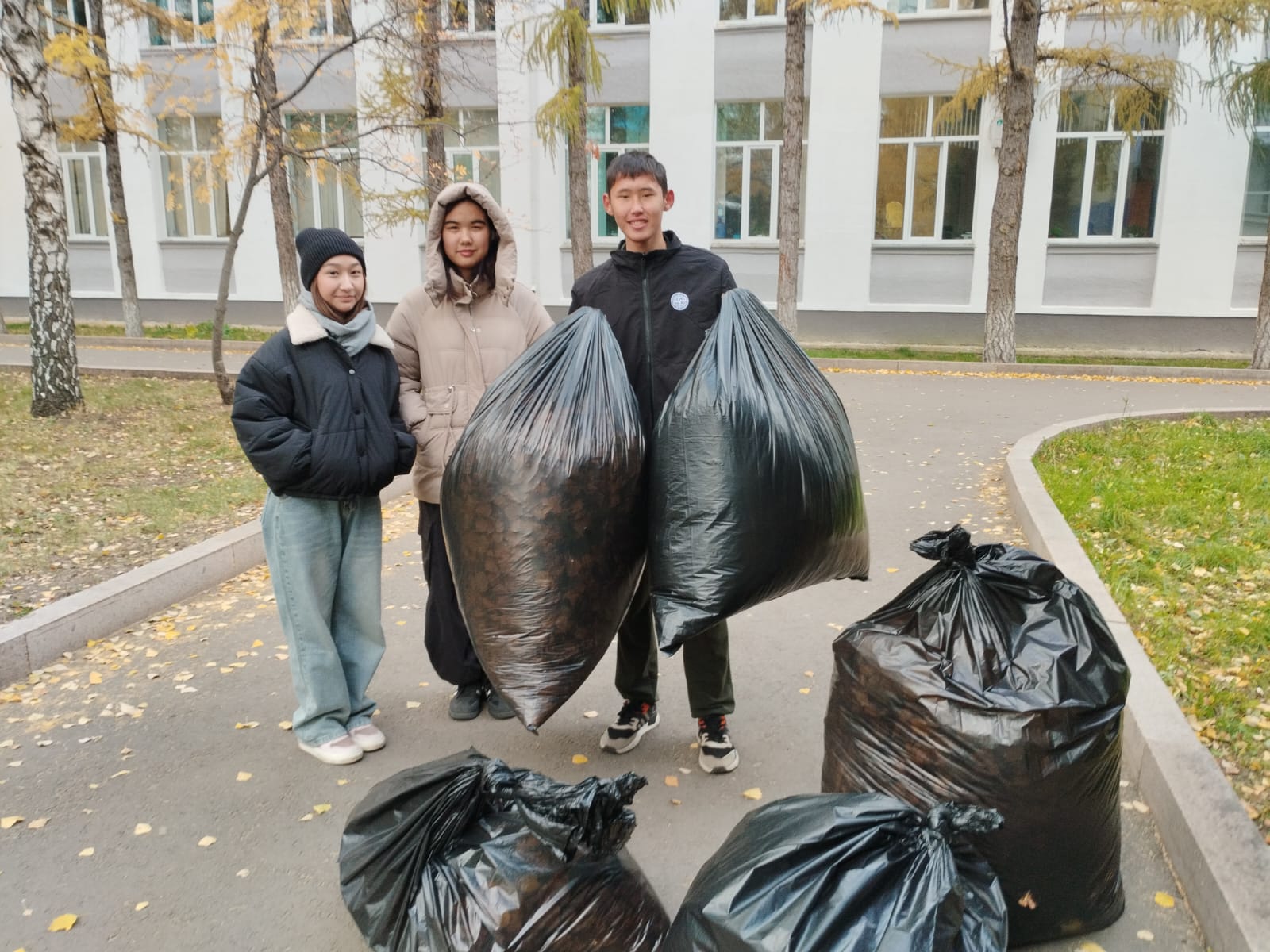 Қозыбаев университеті «Таза Қазақстан» жалпы республикалық акциясына қатысты