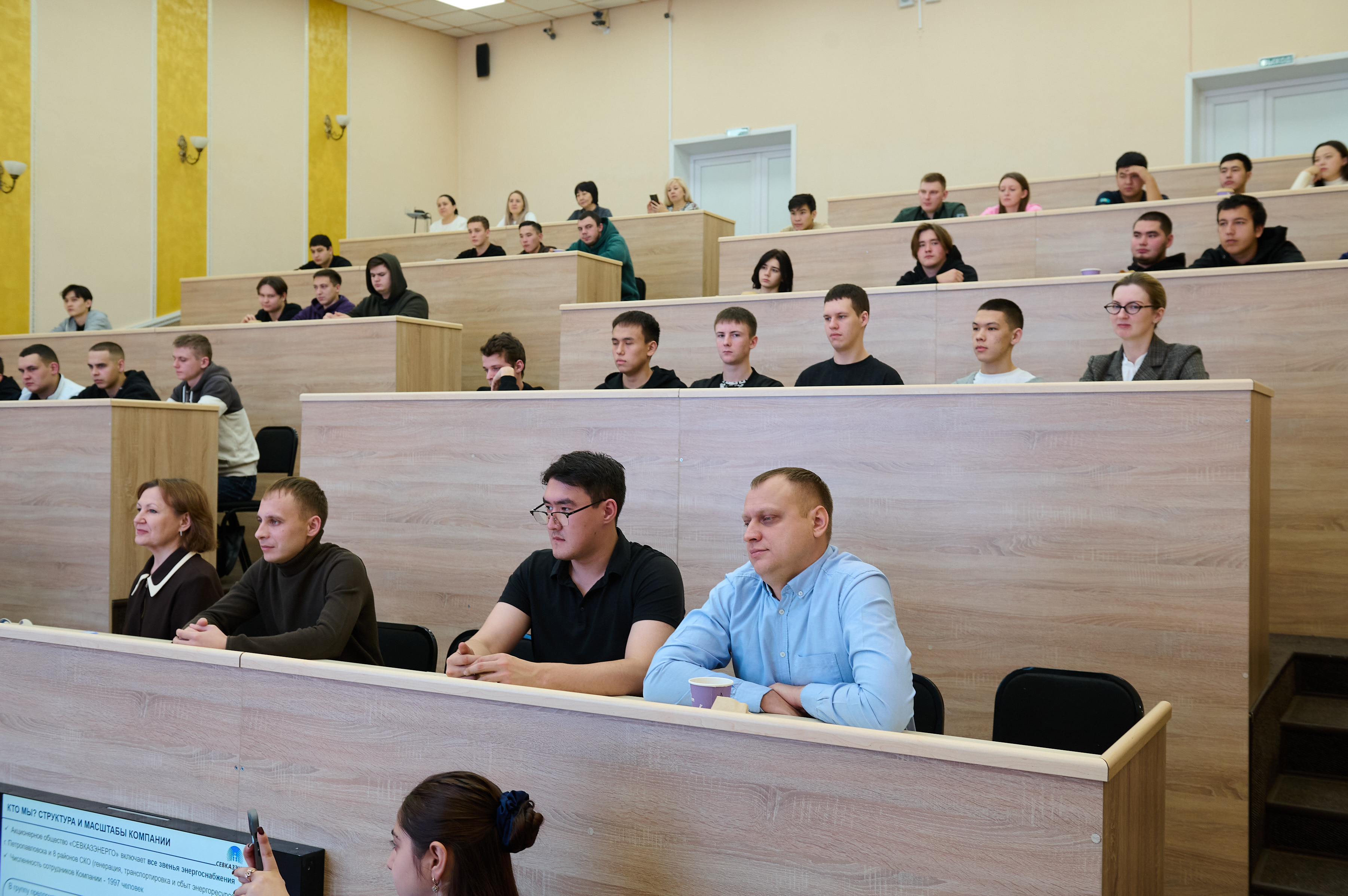 Kozybayev University укрепляет связи с индустрией