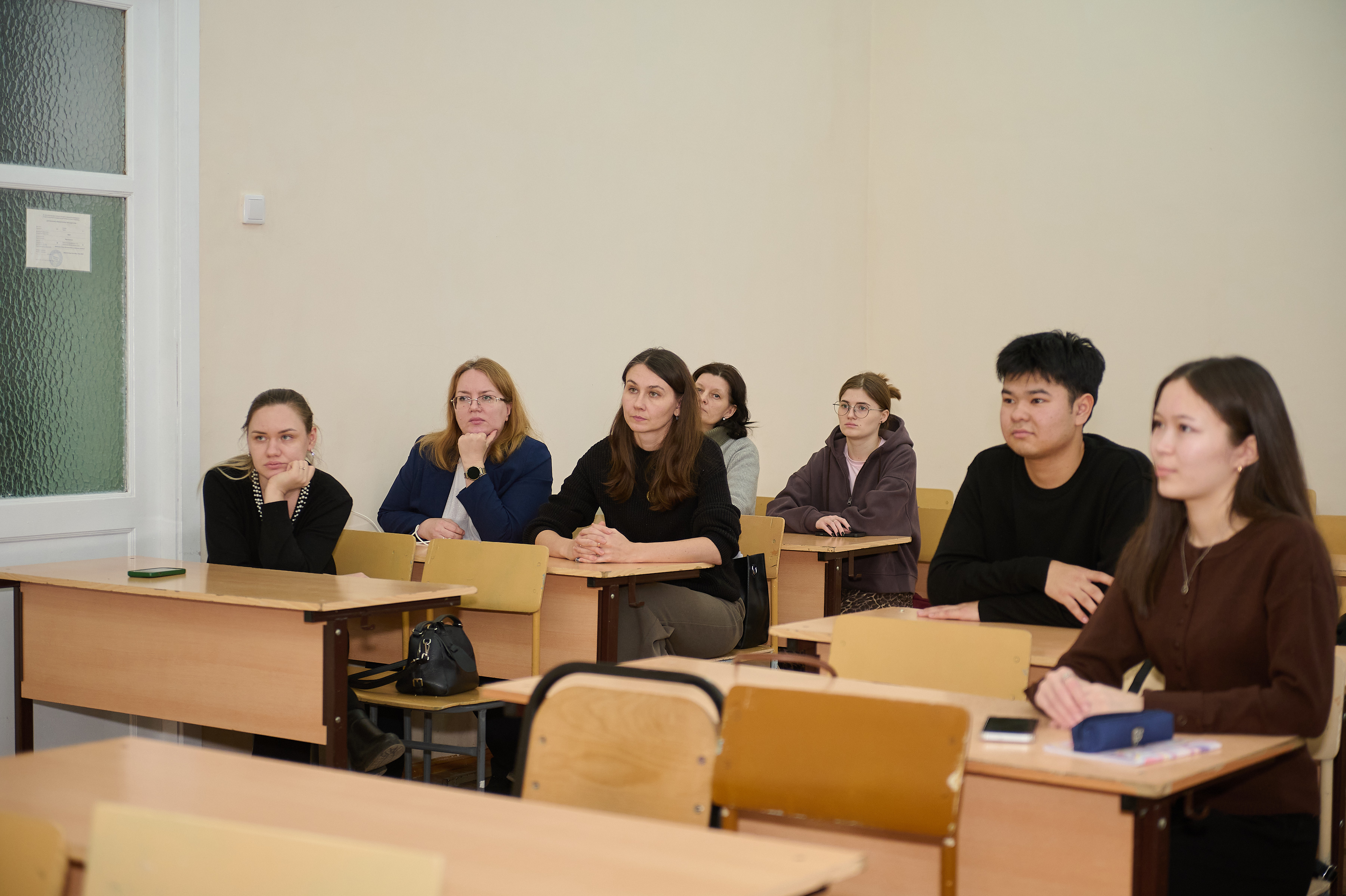 Конституциялық реформалардағы жастардың рөлі
