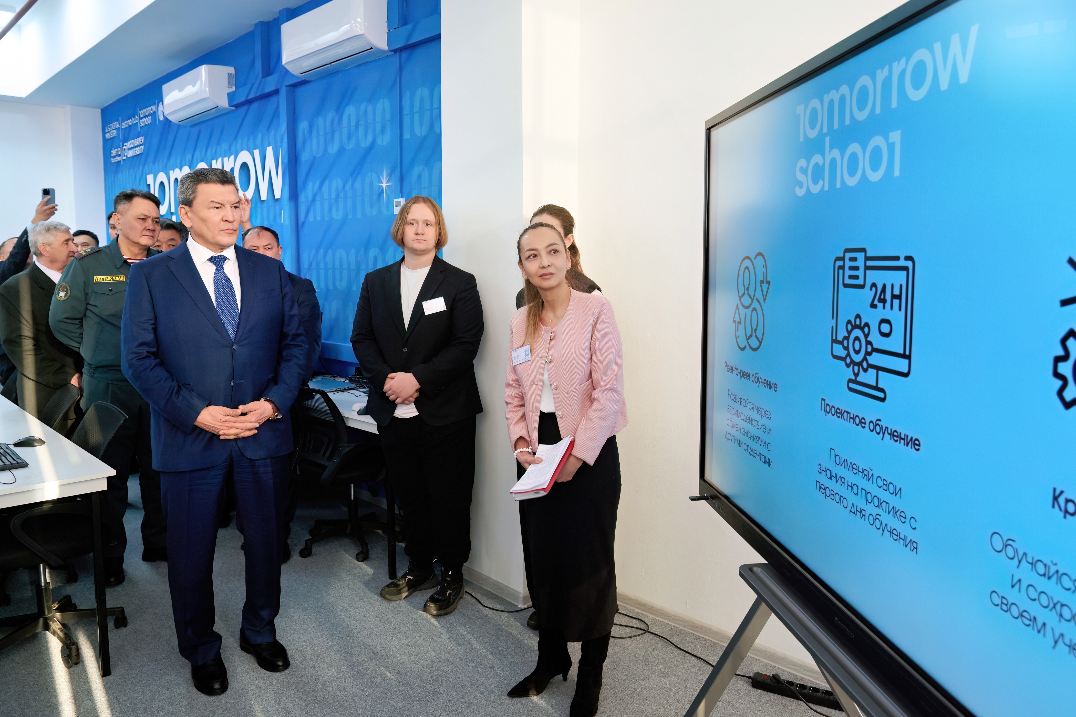 Қозыбаев университетінің алаңында Аймақтық ғылым кеңесінің отырысы өтті