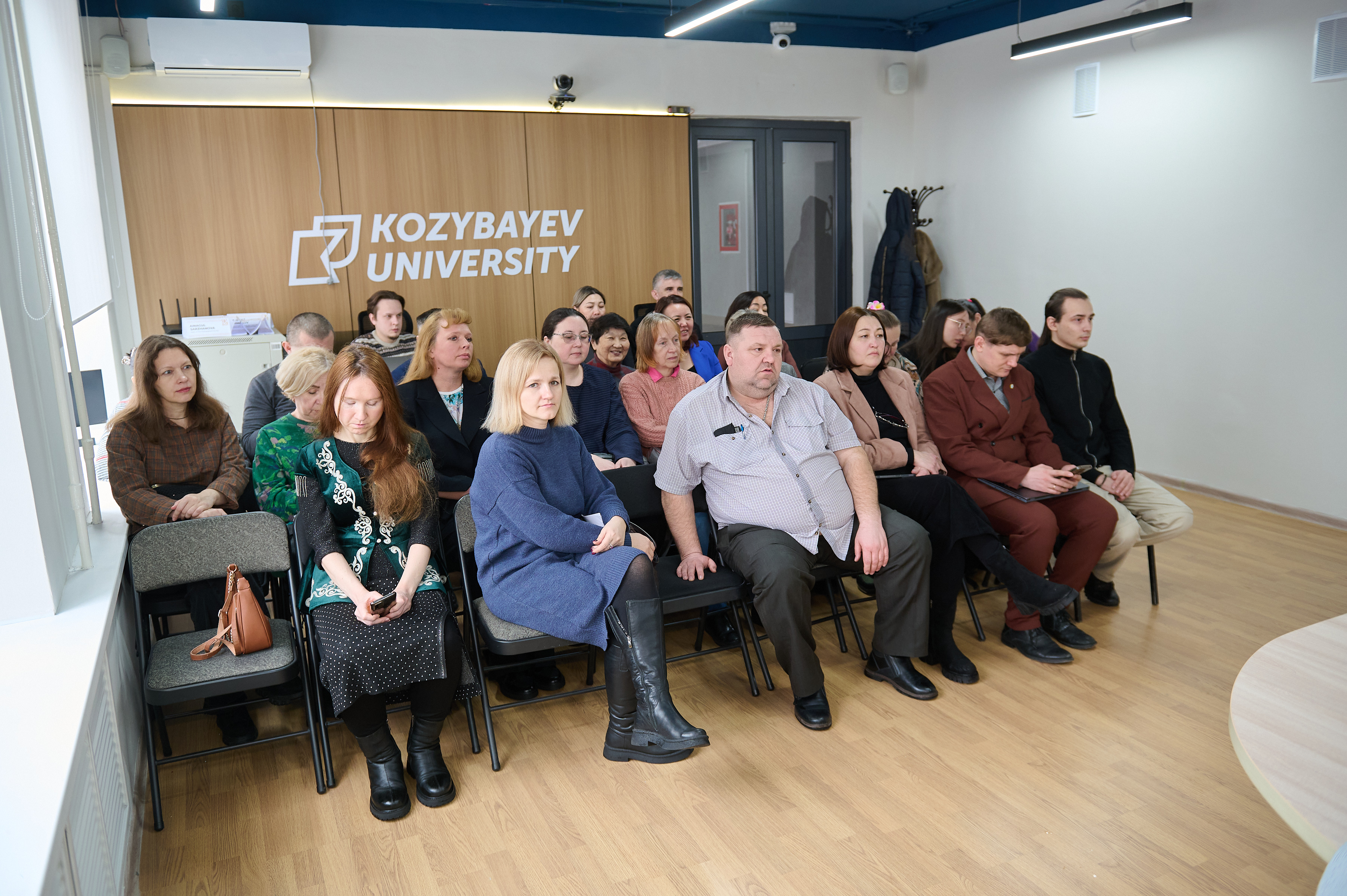 Қозыбаев университетінің ғалымдары Қазақстанның жаңа конституциясының жобасы туралы пікір алмасты