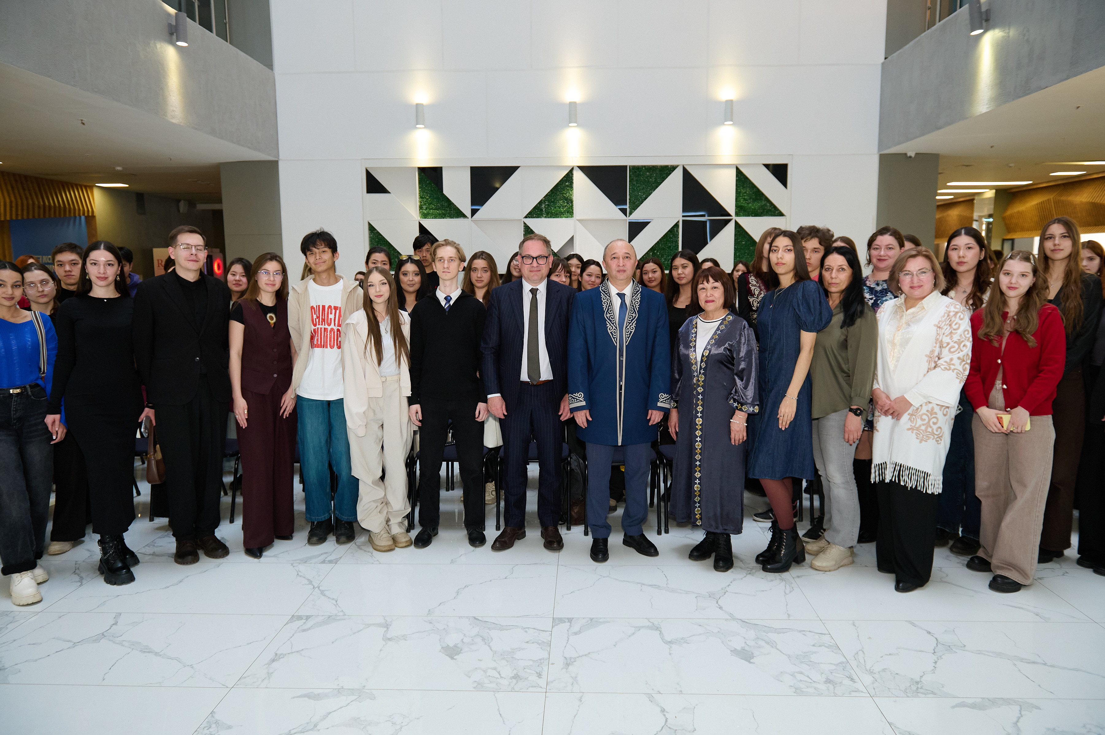 Визит Посла Франции Сильван Гиоге в Kozybayev University