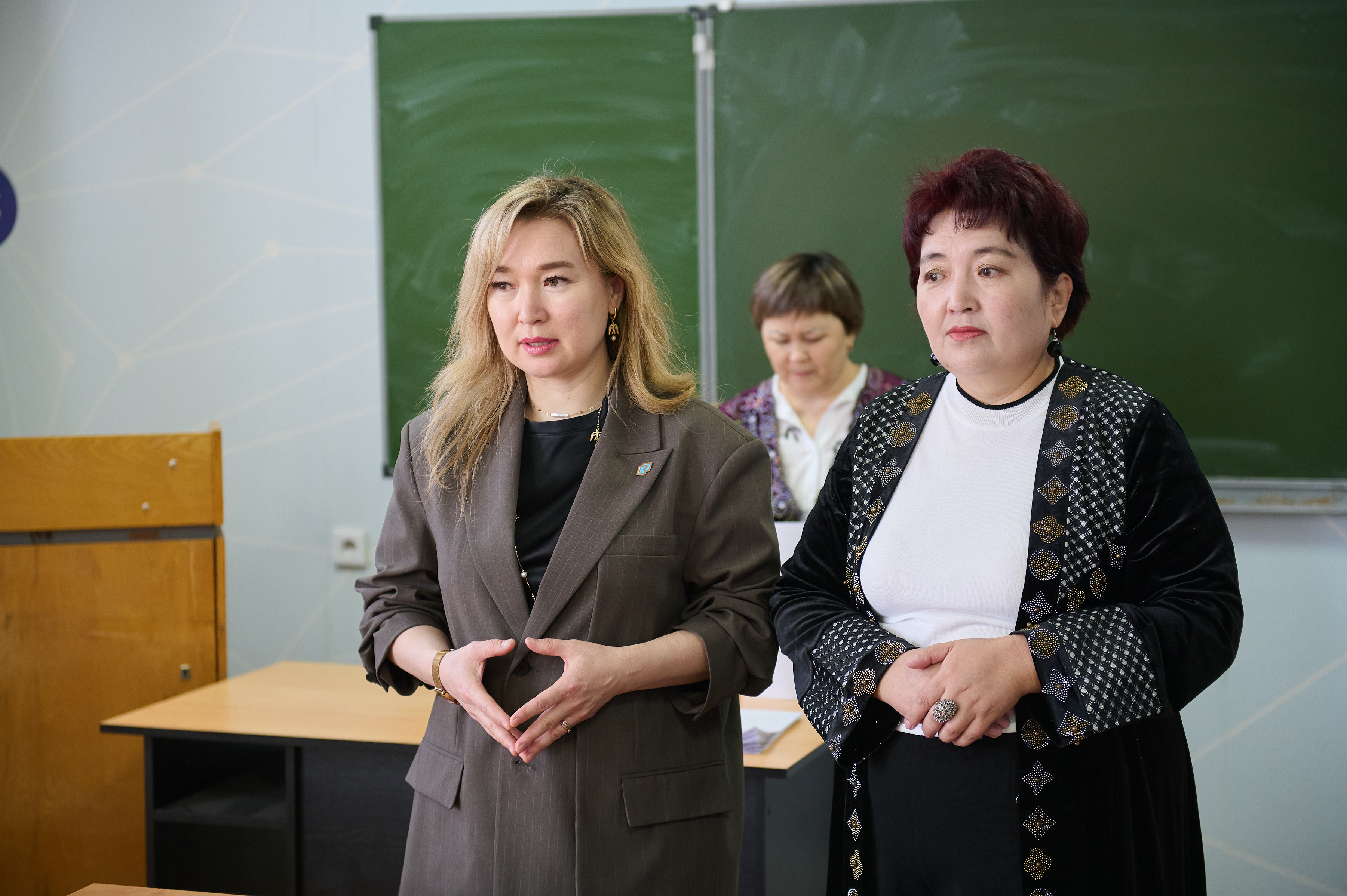 Облыстық тіл  олимпиадасы  СҚО мектеп оқушыларын бір алаңға жинады