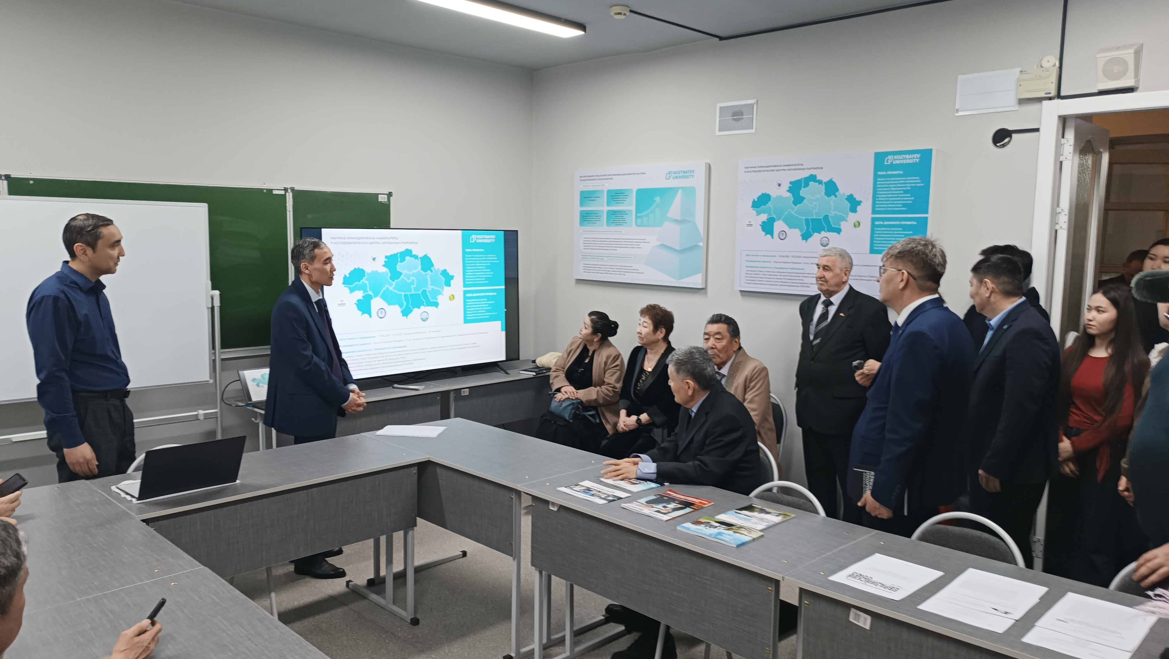 В Kozybayev University открыли два новых научных кабинета