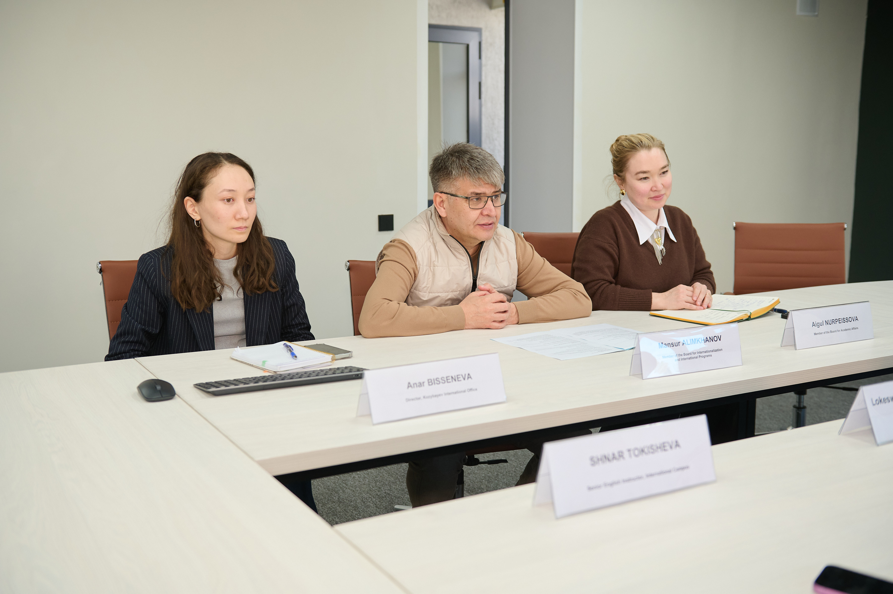 Зарубежные ученые присоединились к исследованиям в Kozybayev University