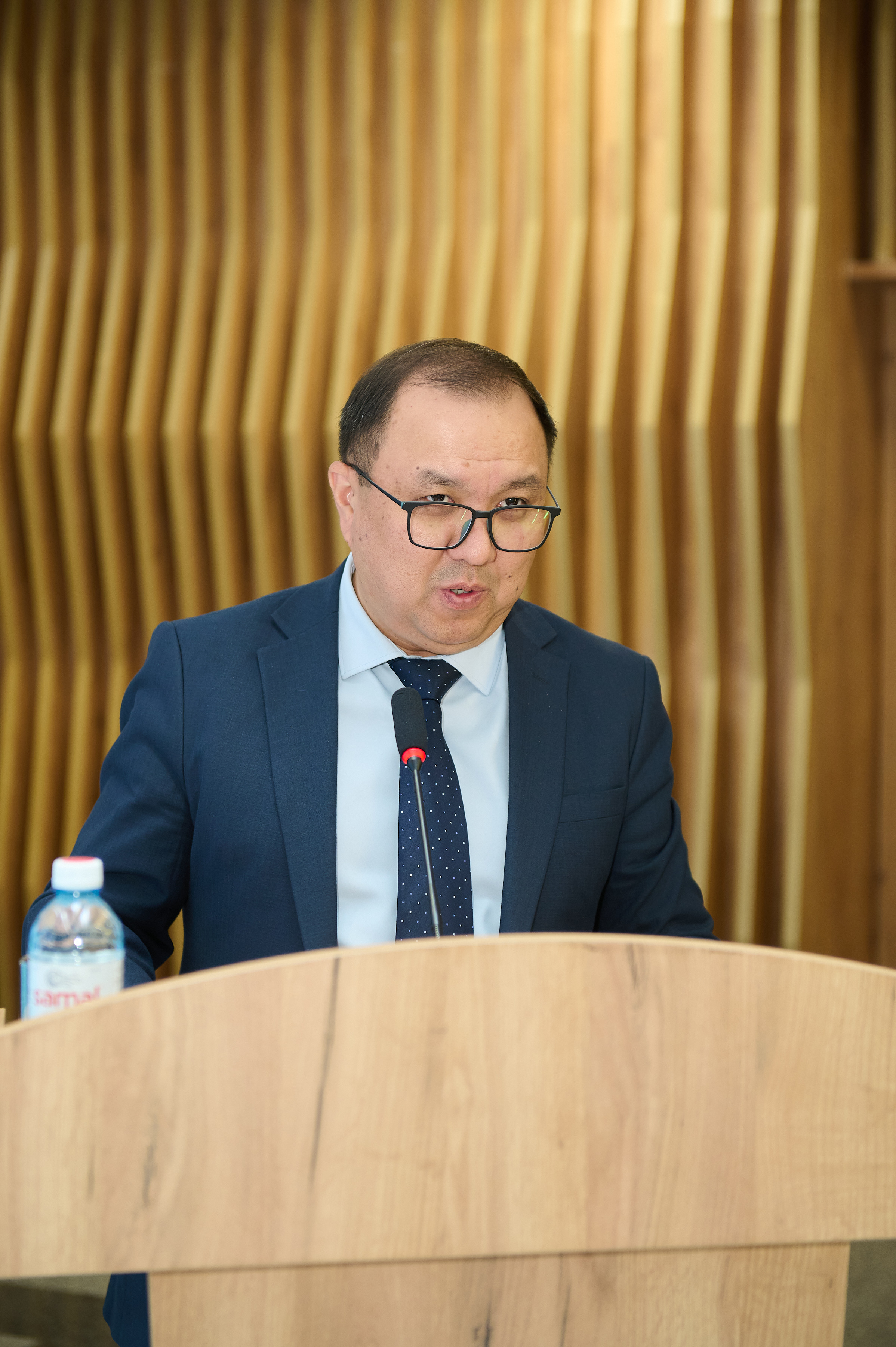 В Kozybayev University прошел республиканский эко-час о сохранении водных ресурсов
