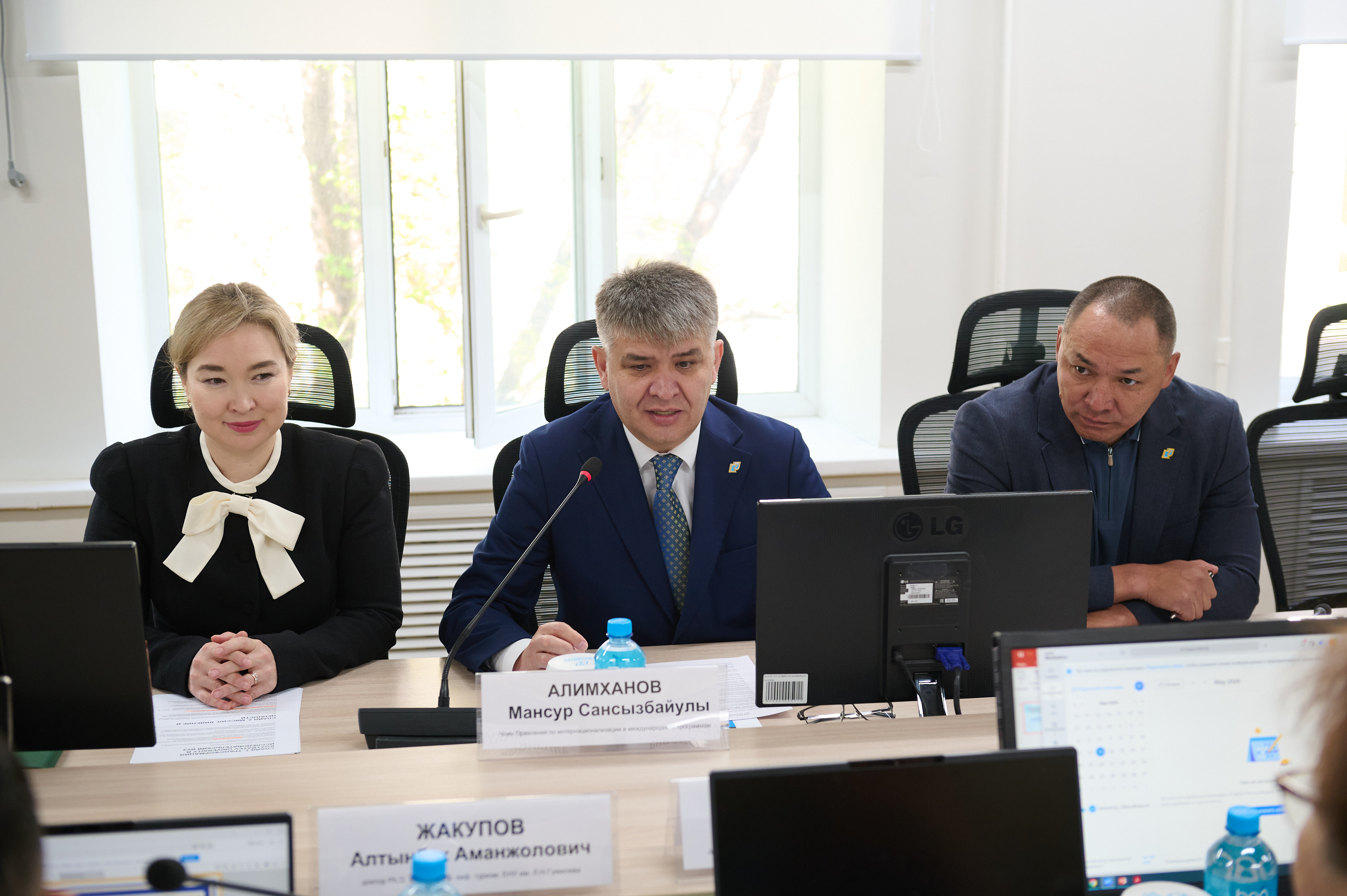 Образовательные программы Kozybayev University проходят аккредитацию CAAAE