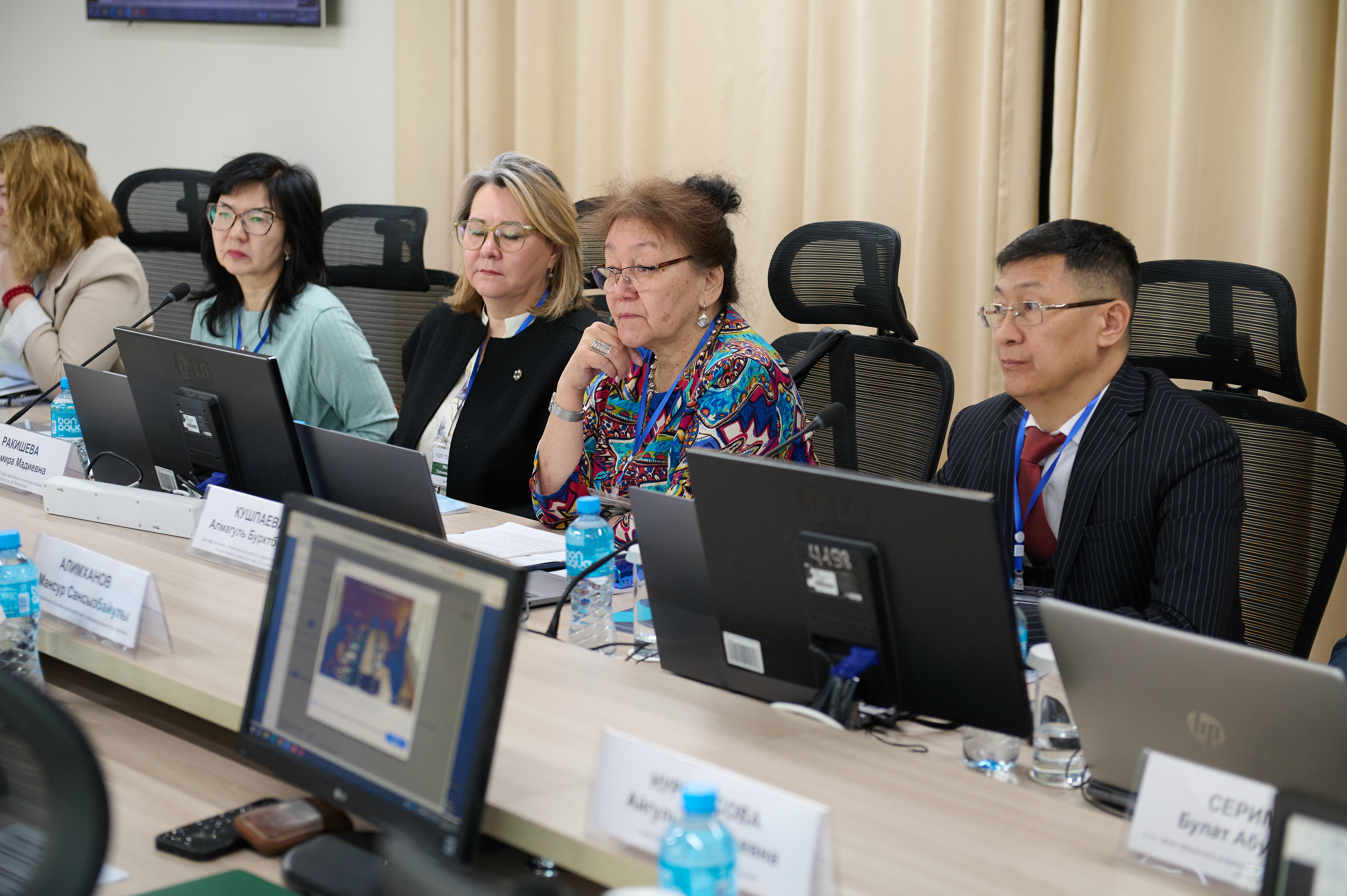 Образовательные программы Kozybayev University проходят аккредитацию CAAAE