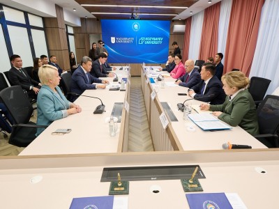 Nazarbayev University усиливает работу с регионами: первым партнером стал Kozybayev University