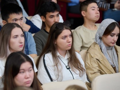 Карьера в госорганах: студентам рассказали о возможностях трудоустройства
