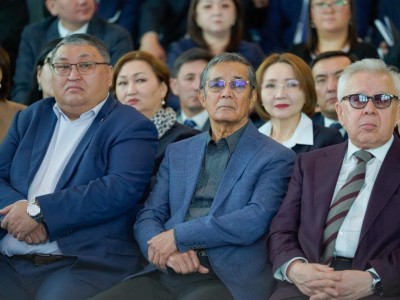 Kozybayev University жоғары білім беру қызметкерлері күніне арналған форумға қатысты