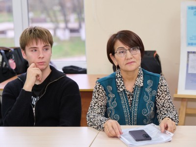 Университетте Манаш Қозыбаевтың ғылыми мұрасы талқыланды