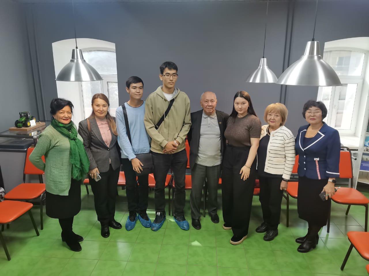 Жас тұлпар