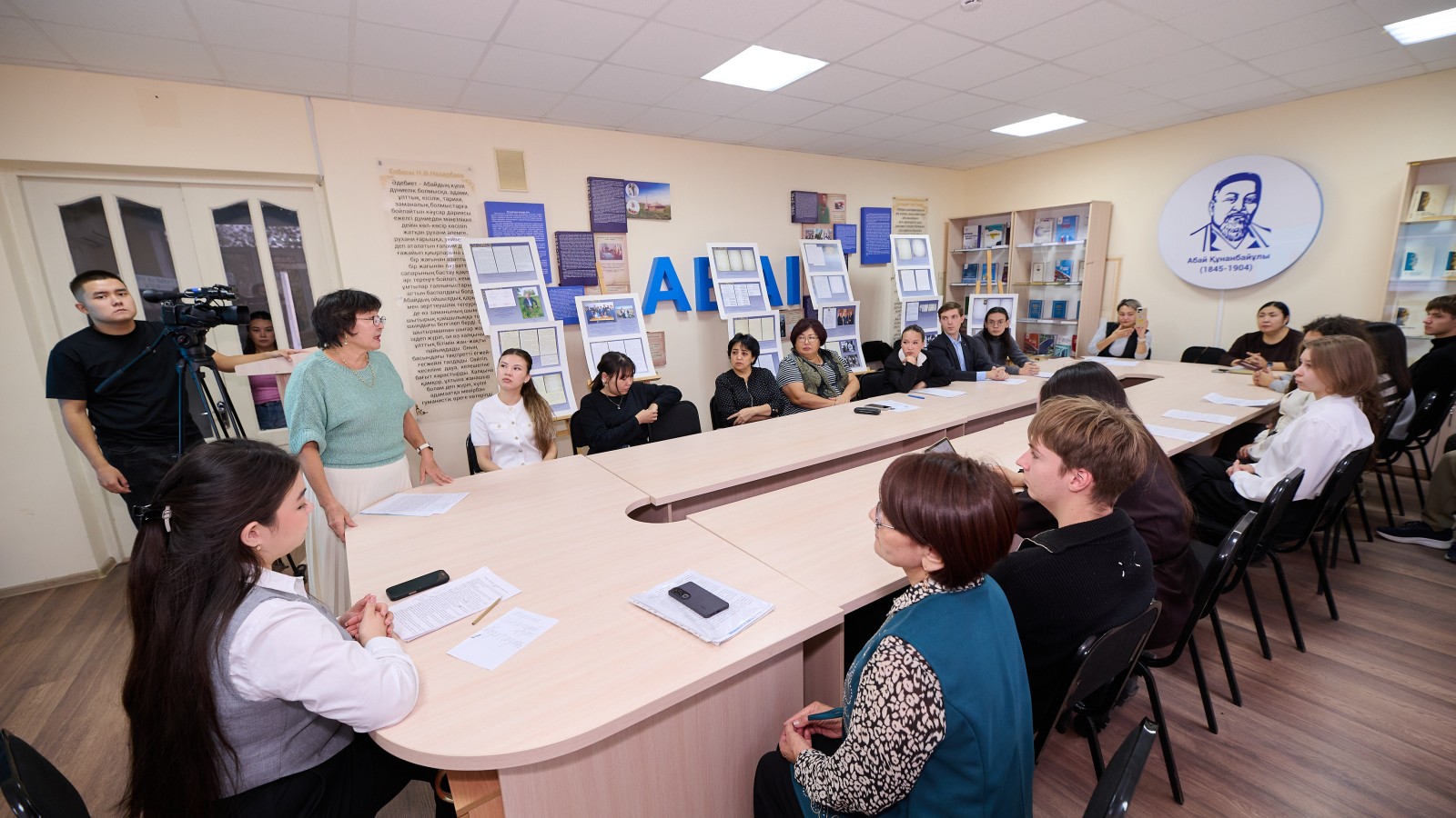 Университетте Манаш Қозыбаевтың ғылыми мұрасы талқыланды